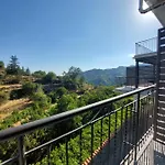 Agros Valley מלון דירות 4*