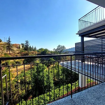 Agros Valley מלון דירות