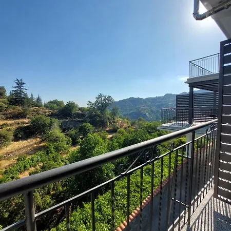 Agros Valley מלון דירות 4*