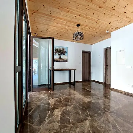 Agros Valley 4* לימסול