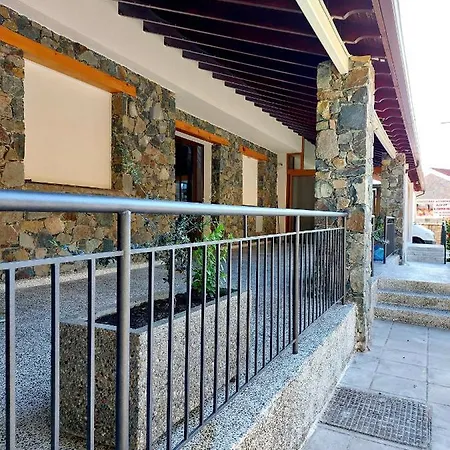 Апарт-отель Agros Valley Лимасол