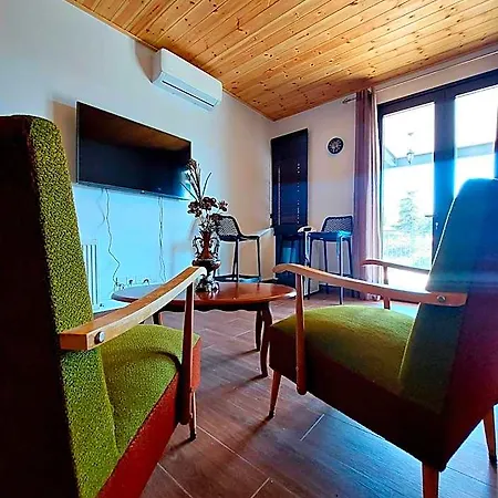 Ξενοδοχείο με διαμερίσματα Agros Valley 4*