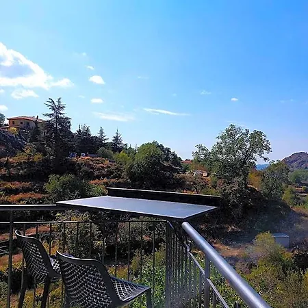 Ξενοδοχείο με διαμερίσματα Agros Valley 4*