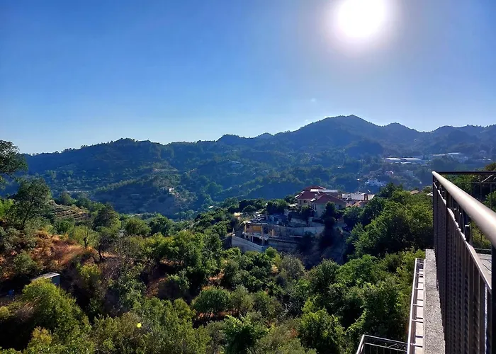 Ξενοδοχείο με διαμερίσματα Agros Valley Λεμεσός