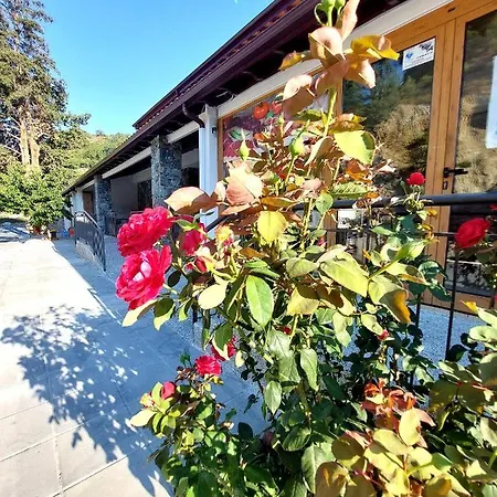 Apartahotel Agros Valley