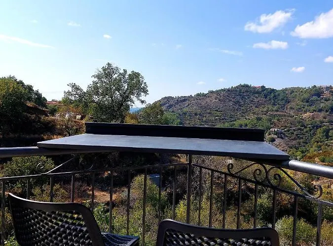 Aparthotel Agros Valley